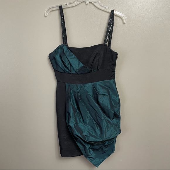 BCBGeneration Green sequin Taffeta asymetricsl Prom Dress Women's Size 6 - Picture 1 of 13